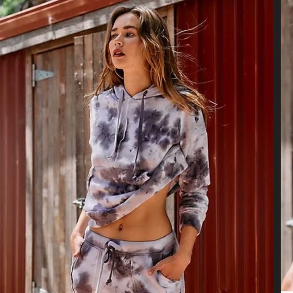 Free people movement tie dye workout hoodie - Picture 1 of 8